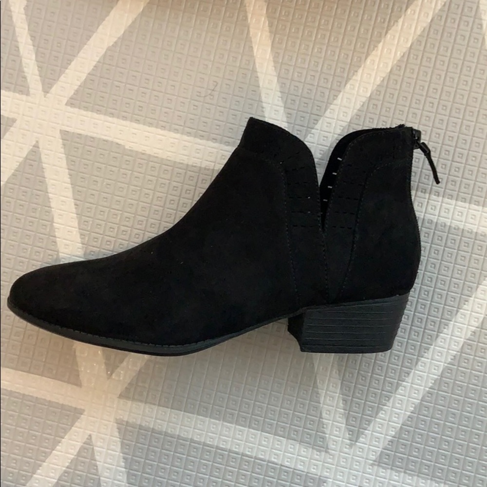 Women’s ankle boots